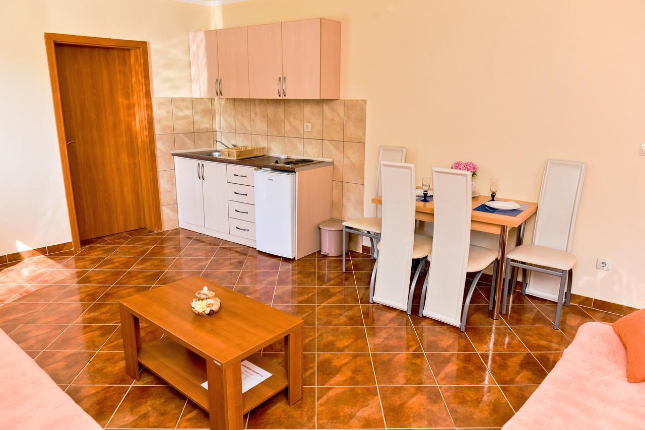 Apartmani Stanisic Čanj Dış mekan fotoğraf